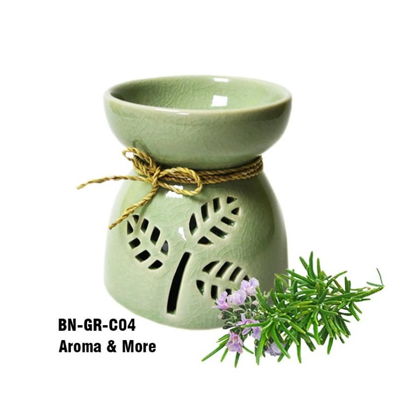 Aroma and More เตาเผาน้ำมันหอมระเหยศิลาดลสีเขียวอ่อน ฉลุลายใบไม้ขนาดกลาง