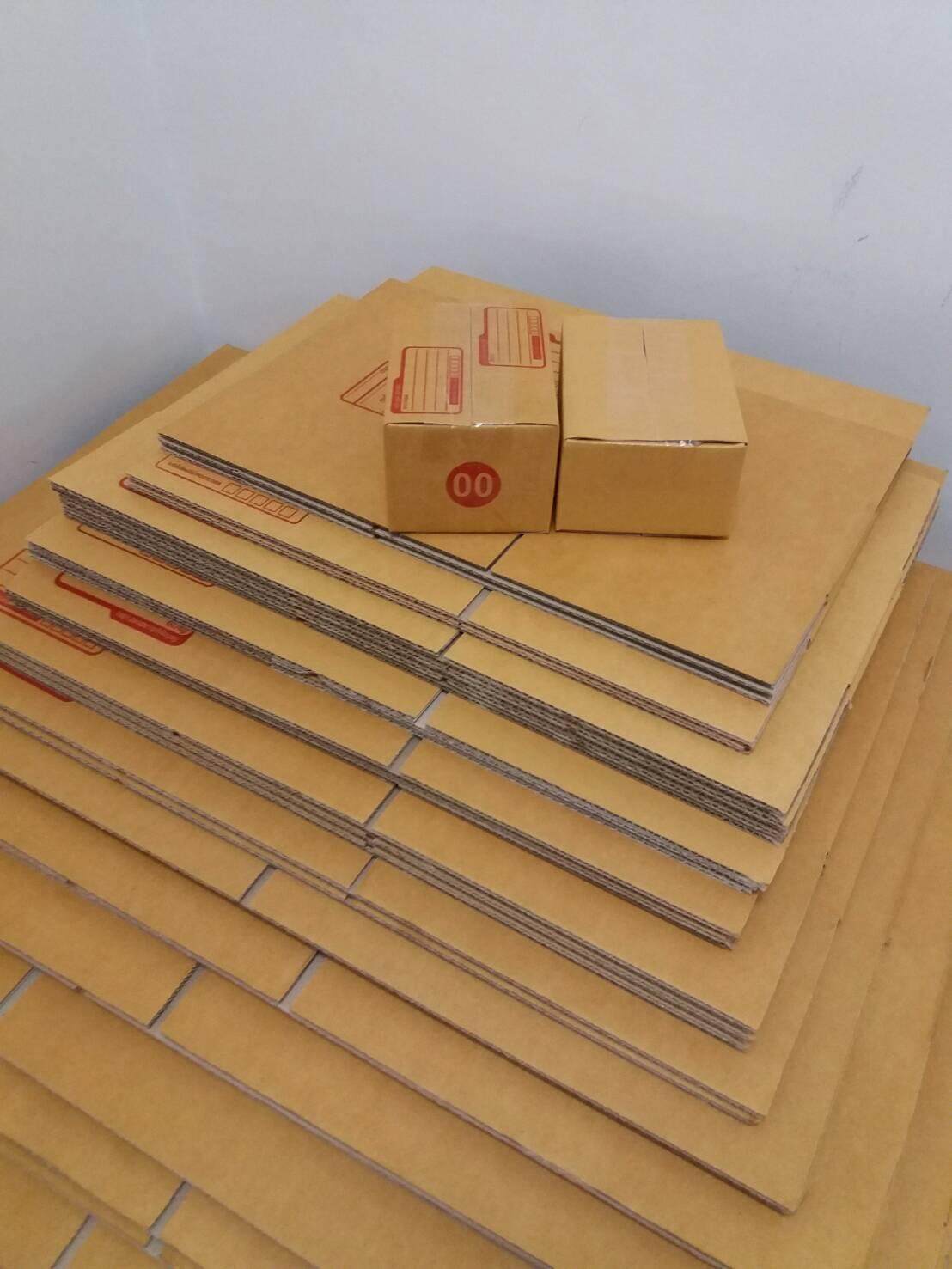 20 ใบ x Box 00 กล่องไปรษณีย์ เบอร์ 00 ลูกฟูก ฝาชน มีพิมพ์ อย่างหนา (20 ใบ ) No.00 T0002