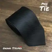 ภาพขนาดย่อสินค้าเนคไทสีดำ ลายขวาง Plain-stripped tie