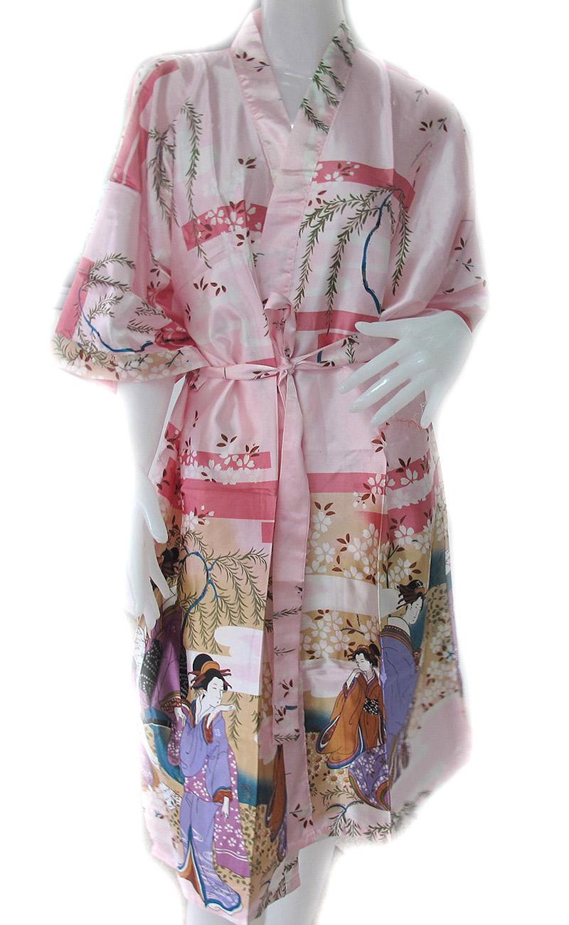 Best Variety เสื้อคลุมยาว กีโมโน ลายเกอิชา (ผู้หญิงญี่ปุ่น) สวยสดหลากสี  ด้วยลวดลายนกยูงผสมแมกไม้นานาพันธ์ ชมพู
