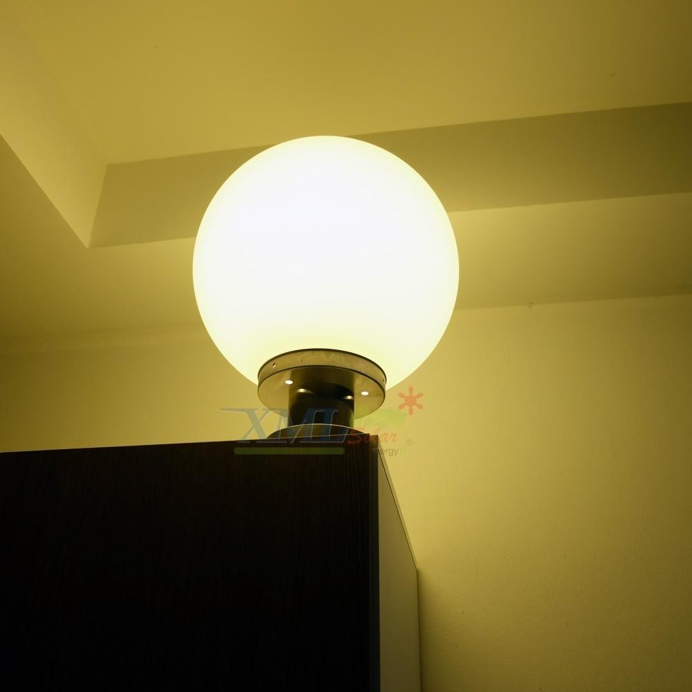 Most solar โคมไฟหัวเสา โซล่าเซลล์ ทรงกลม 35 ซม. ฐานสแตนเลส (แสงสีเหลืองวอมไวท์) No QC - ยี่ห้อ XML-Solar ราคา 1,499 บาท*ส่งฟรี