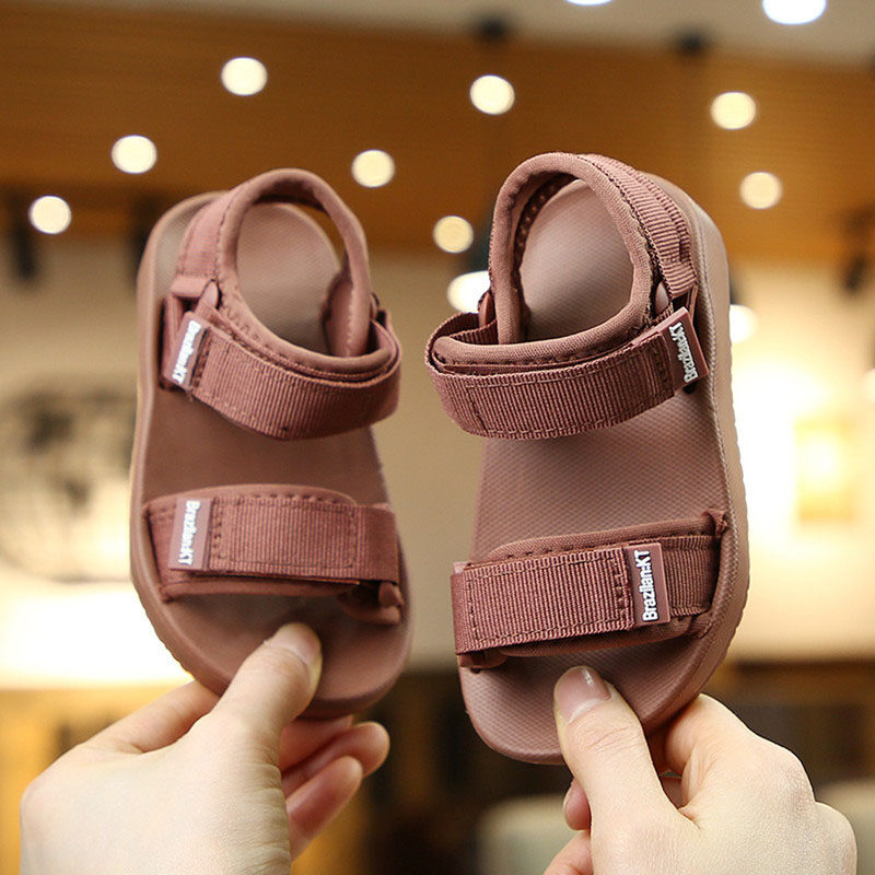 รองเท้าเด็ก รองเท้ารัดส้น ไซส์เด็กเล็ก ไซส์เด็กโต 24 - 35 BY Moakis