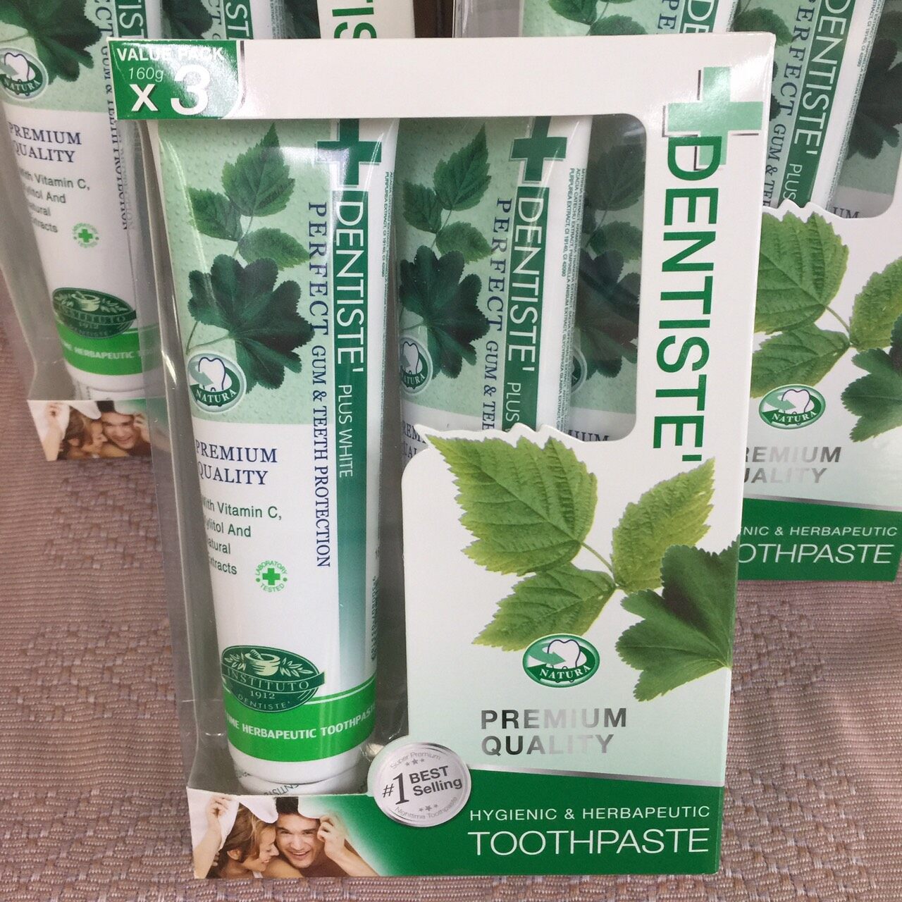 DENTISTE เดนทิสเต้ 160 กรัม แพค 3 Dentiste Toothpaste 160 g Pack 3