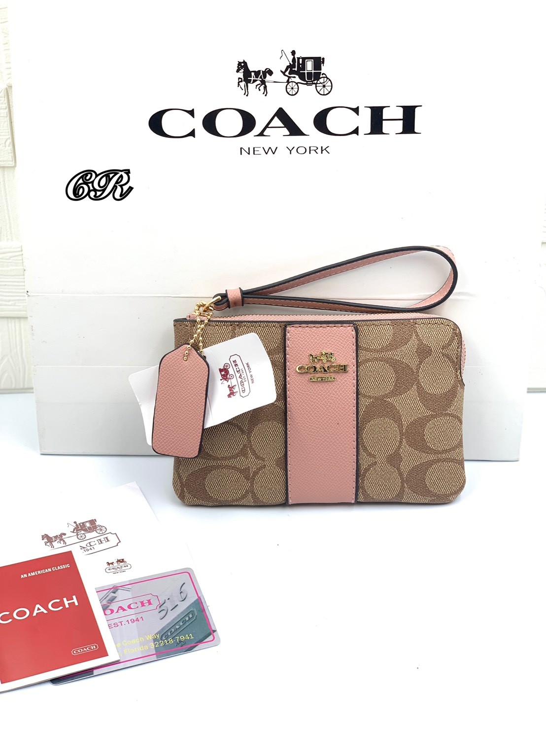 พร้อมส่ง!!! กระเป๋าคล้องมือ คล้องแขน กระเป๋า โค้ช COACH กระเป๋าสวยน่ารักๆ สวย หนังดี สวยคุ้มเกินราคา ขนาด 6 นิ้ว มีให้เลือกมากกว่า 17 สี