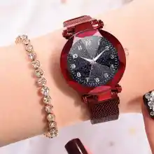 ภาพขนาดย่อของสินค้านาฬิกาผู้หญิง Korea Style นาฬิกา ข้อมือ แฟชั่น สวย ดวงดาว ระยิบระยับ หน้าปัดกว้าง เห็นตัวเลขชัด