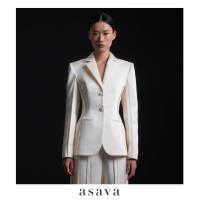 [asava aw25] Colleen Exposed Seam Blazer แจ็กเกตผู้หญิง แขนยาว แต่งกระดุมแถวเดียวด้านหน้า แต่งดีเทลตะเข็บที่แขนและลำตัว กระเป๋าหน้า ผ่าหลัง