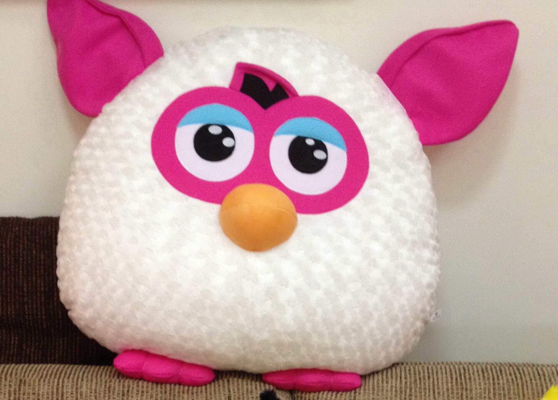 ขายถูก!!! หมอนอิง เฟอร์บี้ Furby ขนาด M และ L มีหลายสี ให้เลือก