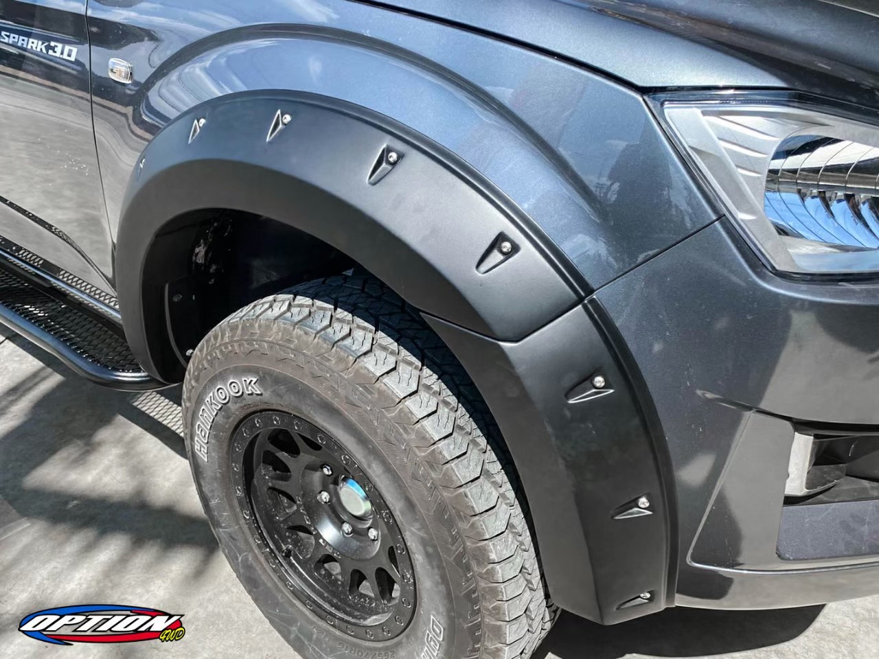 ซุ้มล้อรถ ISUZU D-MAX 2022 สนใจสอบถามรุ่นรถเพิ่มเติมได้เลยนะคะ ราคา 4,800 บาท*ส่งฟรี