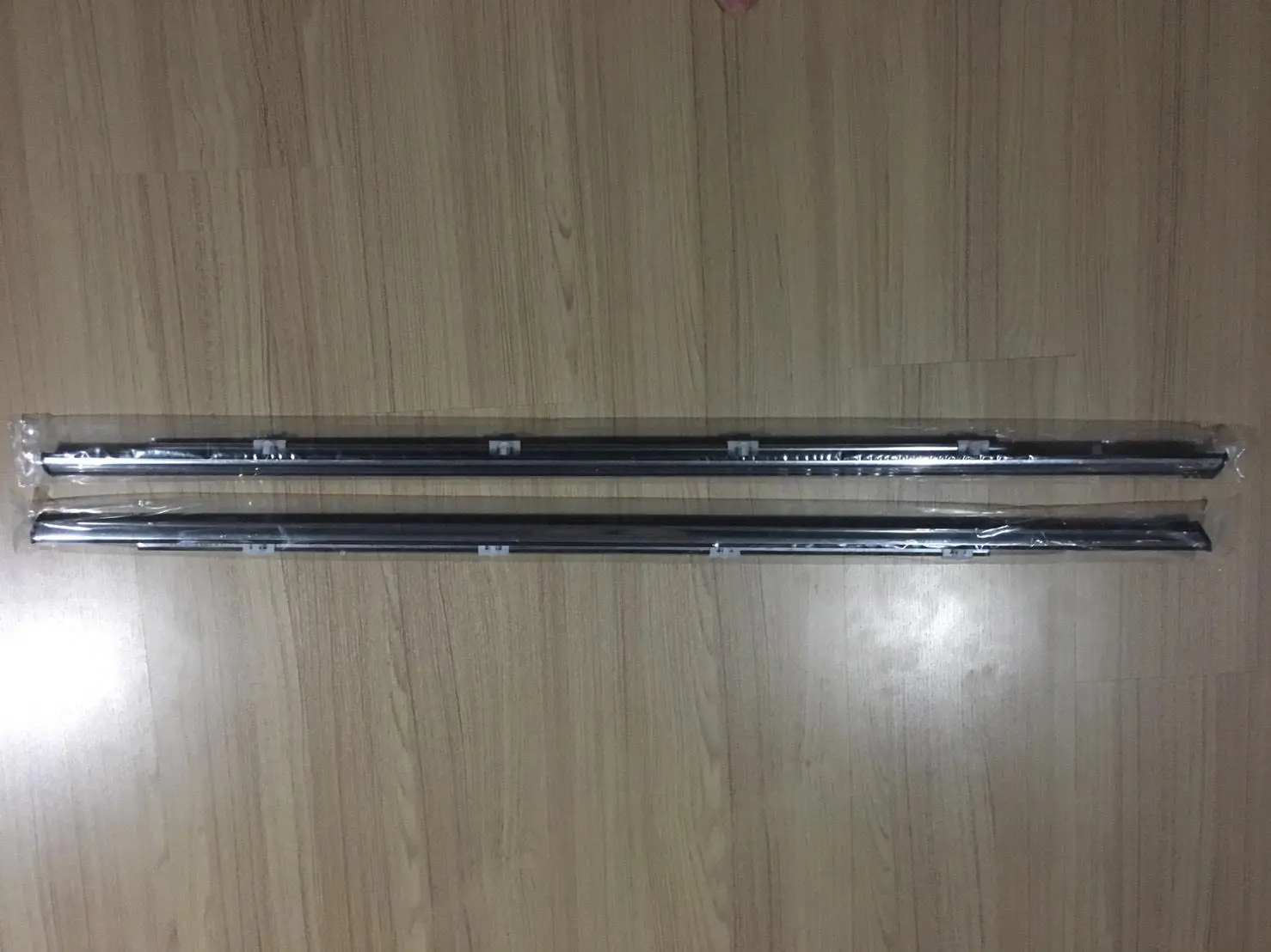 Doctor Car คิ้วขอบกระจก คิ้วรีดน้ำขอบกระจก ฮอนด้า ซีวิค เตารีด Honda Civic 1992-1995 3 ประตู