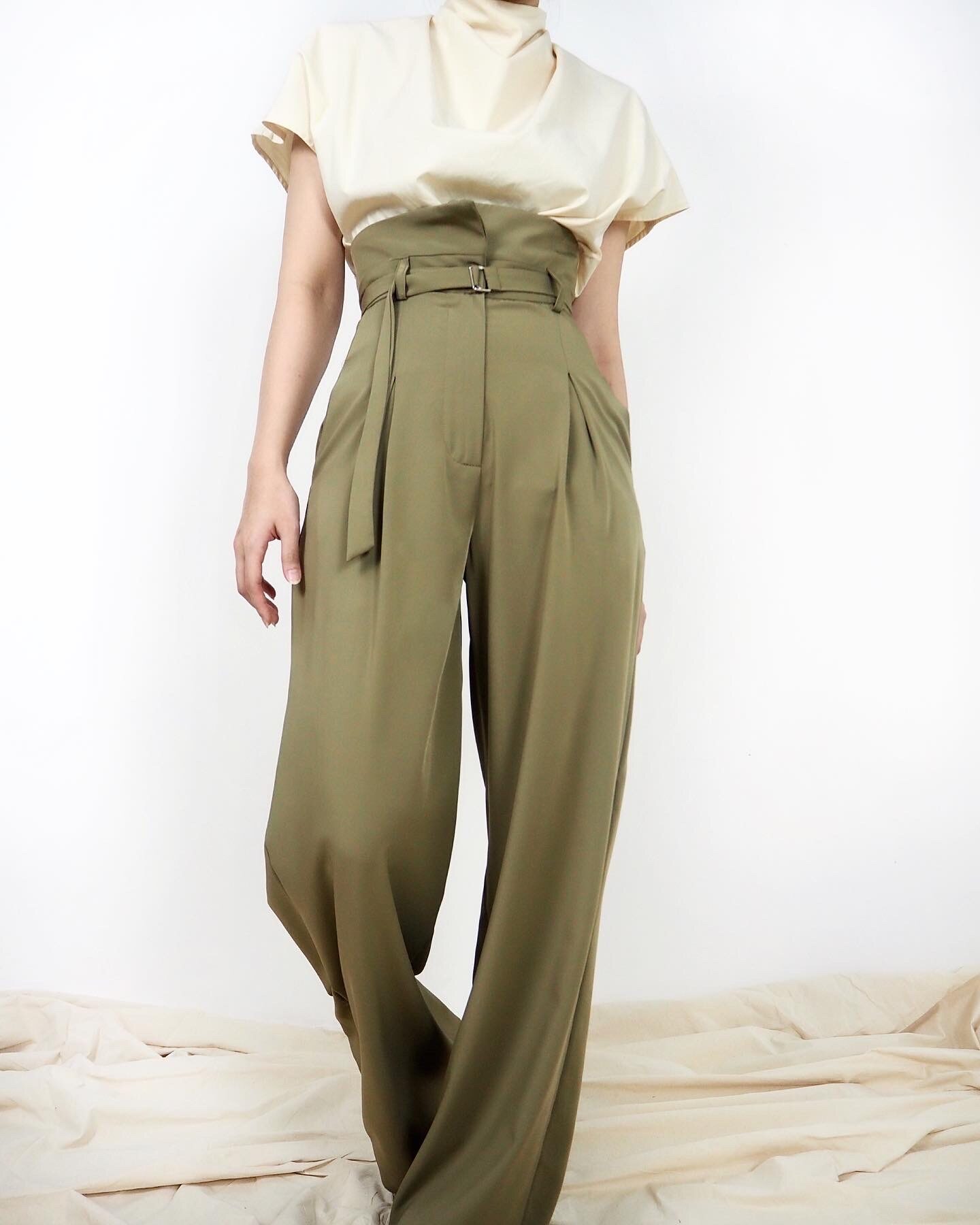 Srikiatden Studio - กางเกง Corset waist trousers