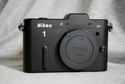 Nikon 1 V1 Digital Camera Black Body
