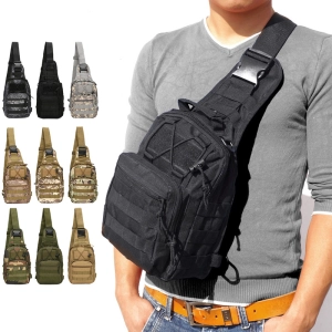 ภาพหน้าปกสินค้า✨คลังสินค้สในไทย✨ กระเป๋าสะพายข้างทหาร กระเป๋าสะพายข้าง กระเป๋าสะพายผช กระเป๋าไสตล์ทหาร Travel Shoulder Bag กระเป๋าลายสีต่างๆ ที่เกี่ยวข้อง