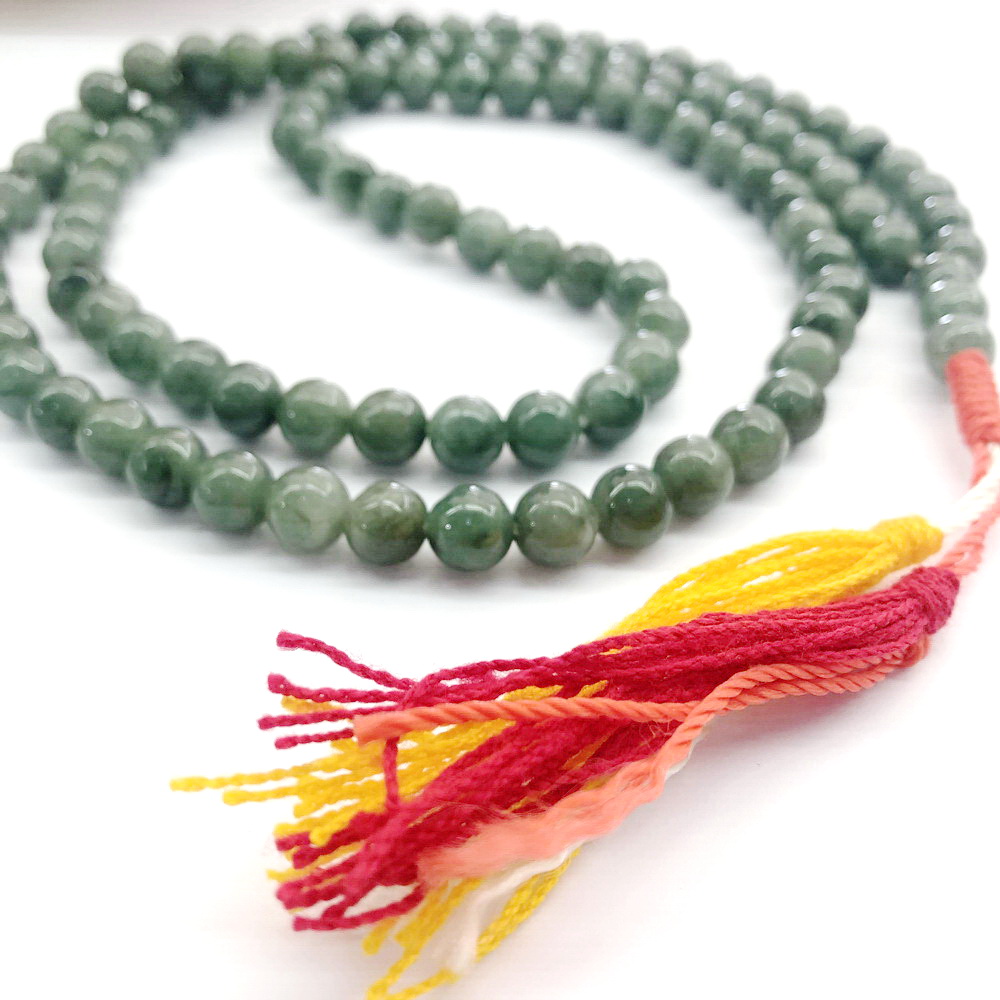 Beads 108 beads big necklace jade color tone green