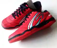 ภาพขนาดย่อของสินค้ารองเท้าผ้าใบฟุตซอล ยี่ห้อ Giga Futsal รุ่น 409 สีแดง