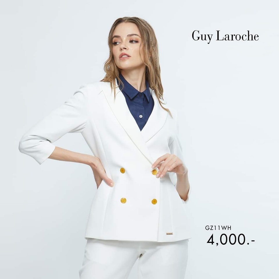 Guy Laroche woman's jacket King Suiting แจ็คเก็ตทำงานผู้หญิง ทรงเข้ารูป แขนสามส่่วน แต่งกระดุม 4 เม็ด สีขาว GZ11WH ราคา 3,960 บาท*ส่งฟรี