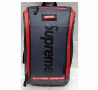 Supreme waterproof backpack กระเป๋ามอเตอร์ไซค์ กระเป๋าเป้โครงแข็งอยู่ทรง กันน้ำทั้งใบ มีหลายสี มีที่รัดหน้าอก