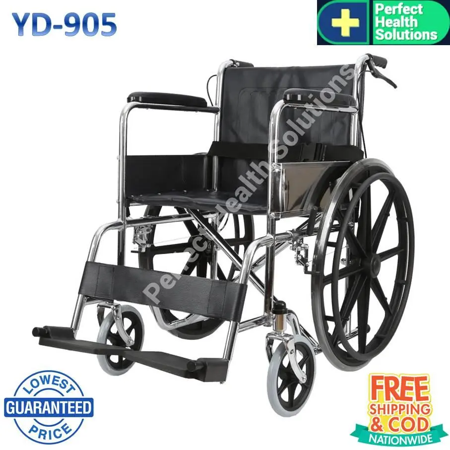 รถเข็นผู้ป่วย Wheelchair วีลแชร์ โครงเหล็กชุบโครเมี่ยม มีเข็มขัด พับได้ ล้อแม็ก มีเบรคมือ ยางตัน ล้อหลัง 24นิ้ว เบาะกว้าง 18นิ้ว รุ่น YD905 เบาะหนังสีดำ