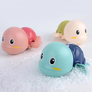 ภาพหน้าปกสินค้าของเล่นลอยน้ำ เต่าไขลานว่ายน้ำ ของเล่นอาบน้ำ เต่าไขลานว่ายน้ำ ทารก ของเล่นอาบน้ำ ที่เกี่ยวข้อง