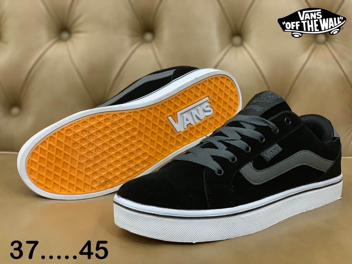 Vans รองเท้าผ้าใบ