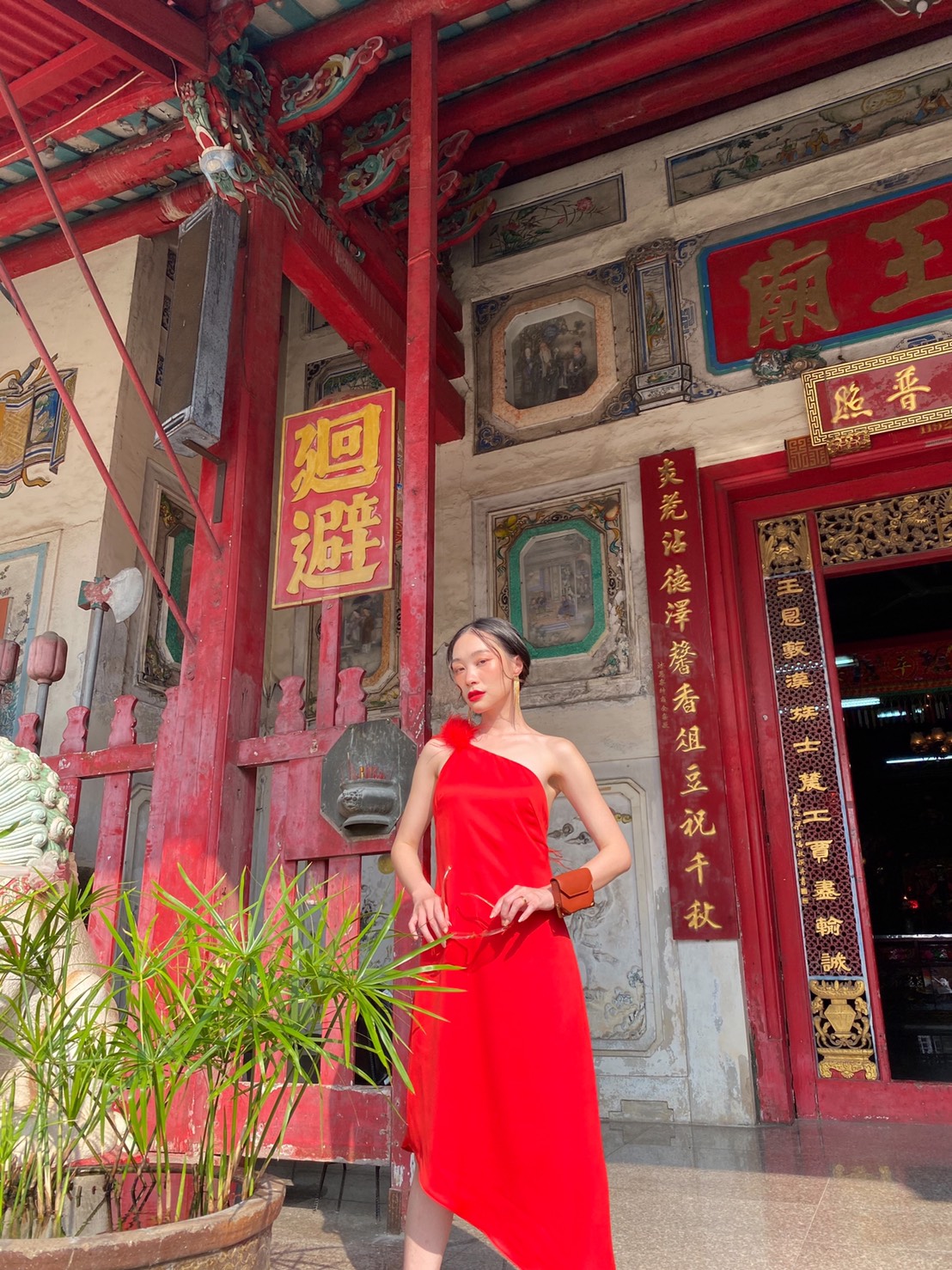 NEW !! RUBY Dress Color Red by frankiexstore ราคา 2,880 บาท*ส่งฟรี