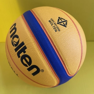 ภาพหน้าปกสินค้าลูกบาส ลูกบาสเกตบอล Streetball Molten 3x3 ของแท้ 100% มี มอก เล่น streetball น้ำหนัก สัมผัส มาตรฐาน Fiba World Cup 3x3 ที่เกี่ยวข้อง