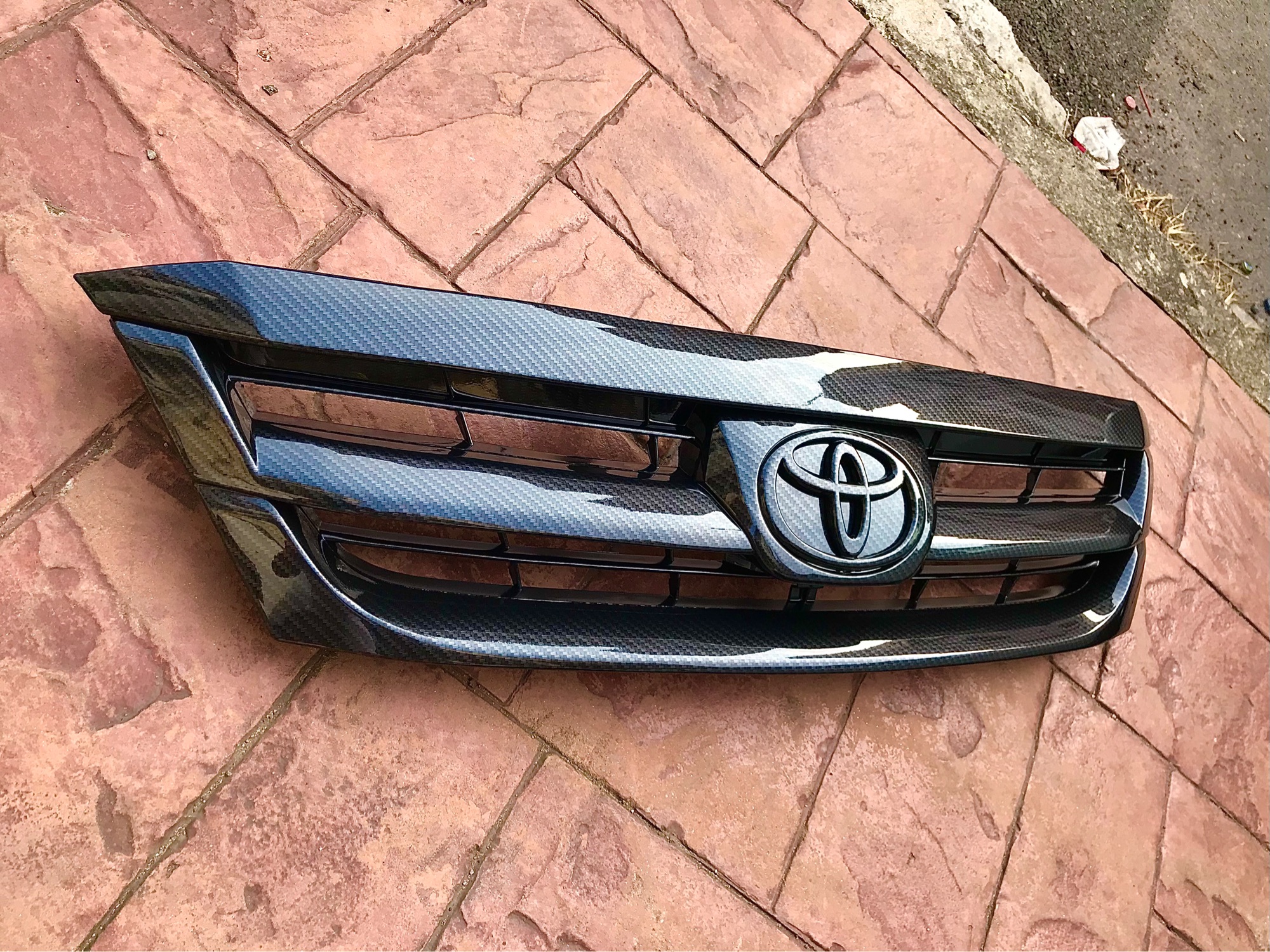 กระจังหน้า Toyota Fortuner 2005-2007 ราคา 3,250 บาท*ส่งฟรี