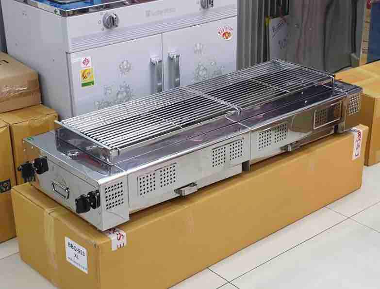 เตาย่าง ใช้แก๊ส ไร้ควัน สแตนเลส BBQ-933 XL ขนาดตัวเตา 45x120x25 ซม. ขนาดตะแกรงย่าง 30x97 ซม. ลูกบิดจุดเตา 4 ตัว ราคา 6,439 บาท*ส่งฟรี