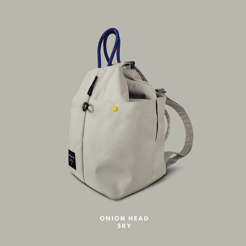 Onion head relife backpack กระเป๋าเป้ผู้หญิง ปรับได้ 2 แบบ ทำจากผ้ารีไซเคิล 100% | TA.THA.TA (มี 5 สีให้เลือก)
