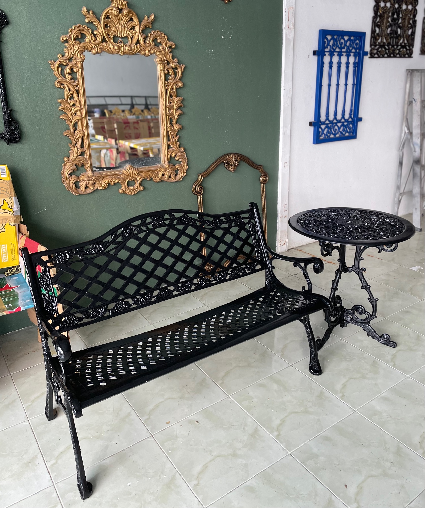 ( สินค้าสั่งทำ 7-14 วัน )เซตเก้าอี้ โต๊ะ จิบชา สีดำมันวาว เฟอร์นิเจอร์สนาม เฟอร์นิเจอร์กลางแจ้ง ราคา 19,000 บาท*ส่งฟรี