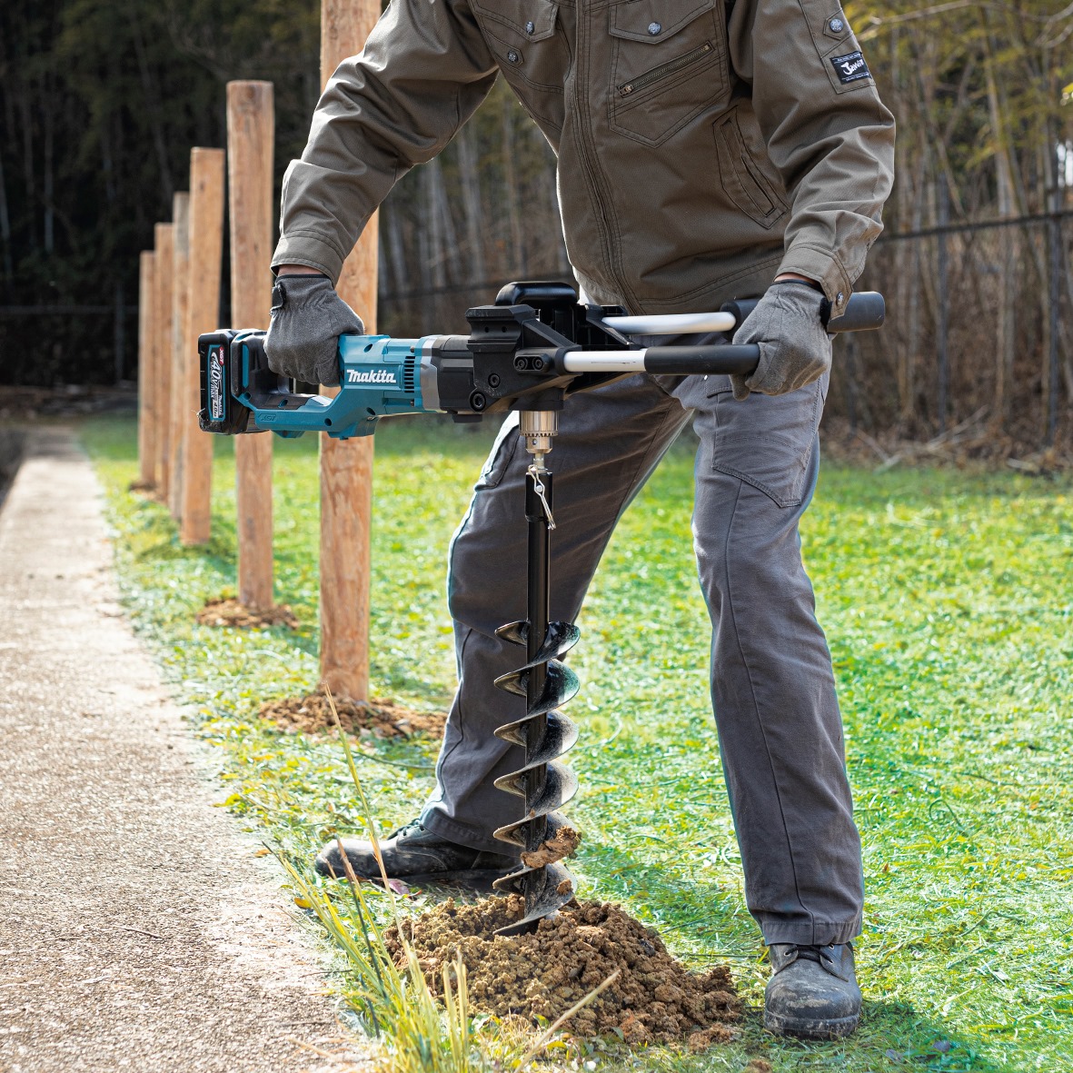 MAKITA DG001GZ05,DG001GM105 เครื่องเจาะดิน 40V MAX ราคา 19,740 บาท*ส่งฟรี