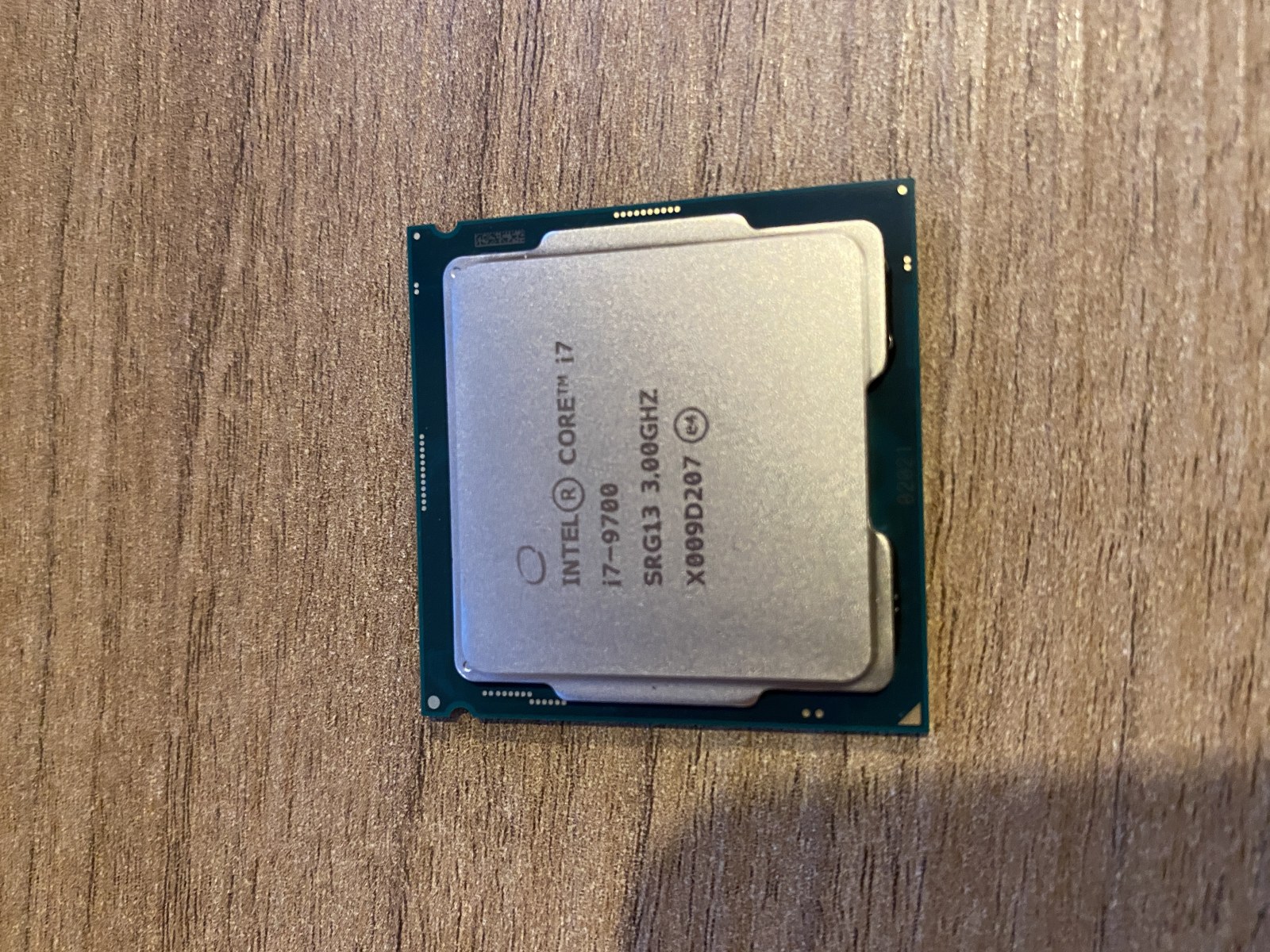 LGA 1151 V.2 CPU I7-9700 3.0 GHz. Cores: 8 Threads: 8