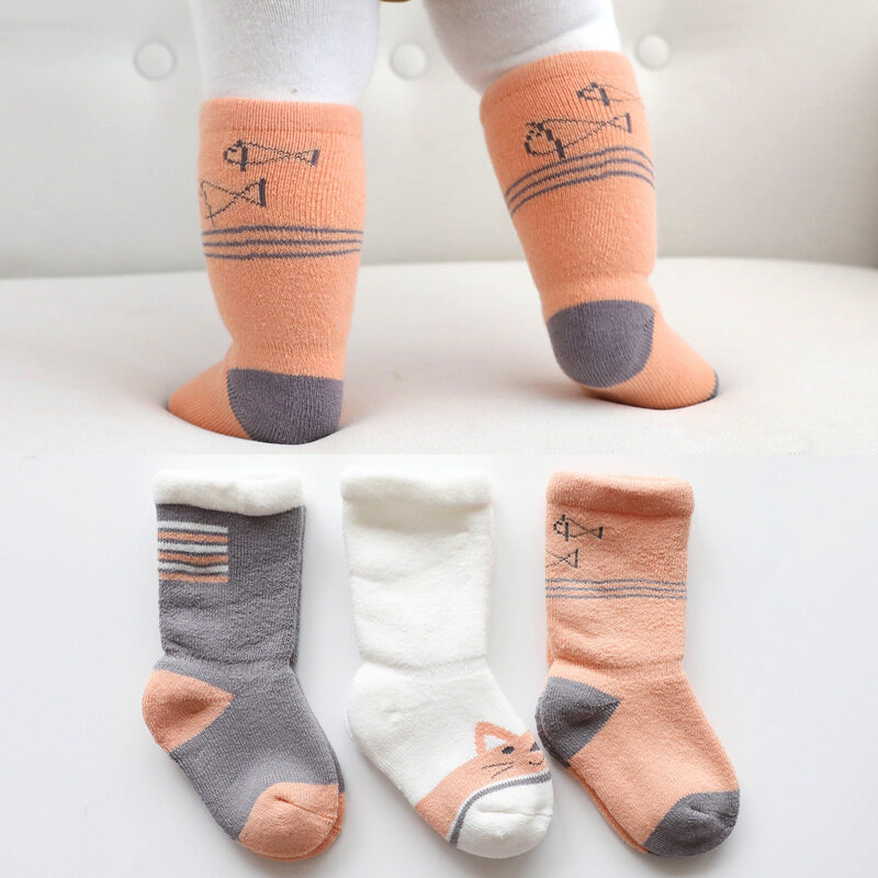 ถุงเท้าเด็กถุงเท้าทารกแรกเกิดถุงเท้าการ์ตูนน่ารักถุงเท้าพื้นกันลื่น3 คู่