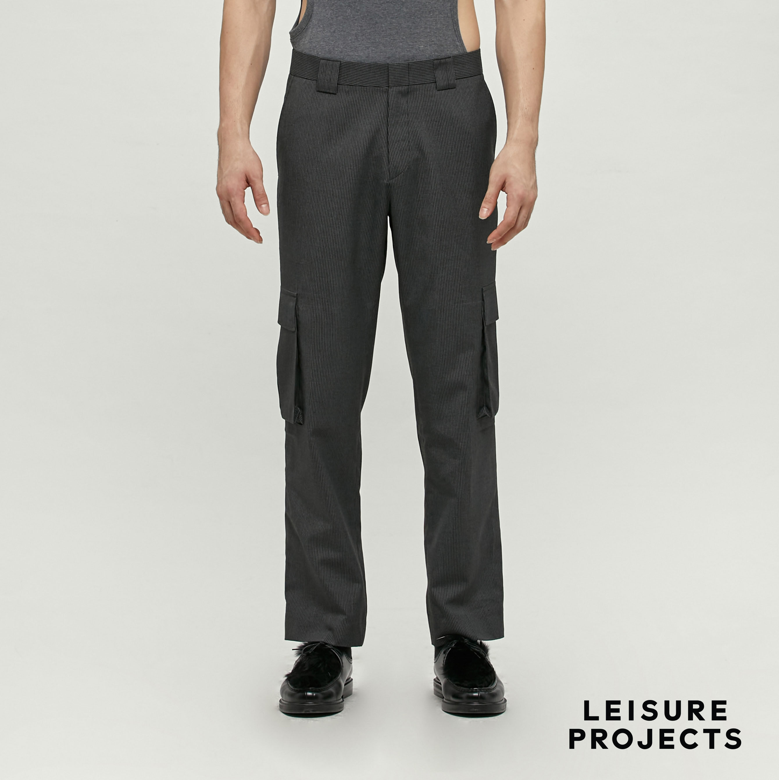 (LEISURE PROJECTS) TAILOR CARGO TROUSERS กางเกง LEISURE PROJECTS ผ้า Light weight wool ดีเทลตัดต่อผ้าหลากสี