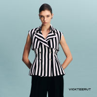 VICKTEERUT (ราคาปกติ 10980-.) Re-Edition Sleeveless Trench Tweed Blouse เสื้อแขนกุด คอปก กระดุมสองแถว