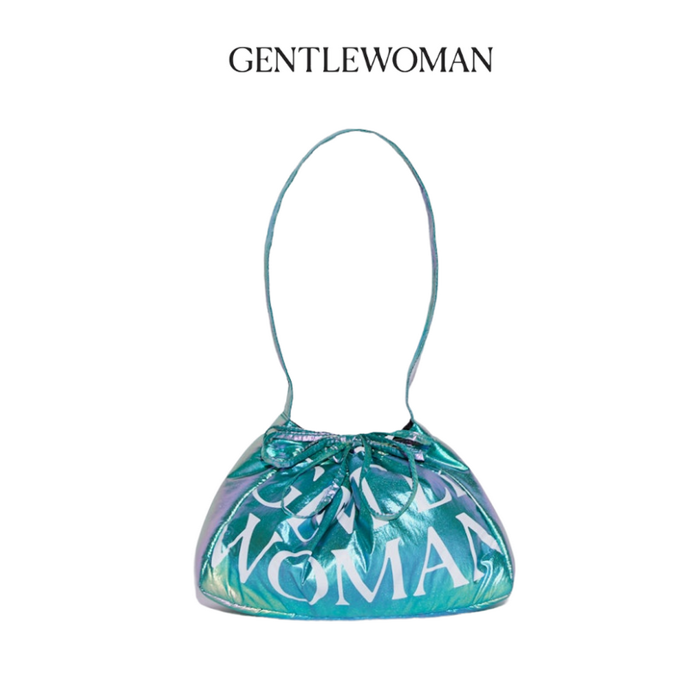 GENTLEWOMAN DUMPLING BAG BLUE MOON สีฟ้าดวงจันทร์ แฟชั่นกระเป๋าสะพ กระเป๋า ของผู้หญิง ถือ กระเป๋าแฟชั่น กระเป๋าทรงเกี๊ยวกระ กระเป๋าสีน้ำเงิน ราคา 1,659 บาท*ส่งฟรี