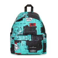 Eastpak กระเป๋าเป้ กระเป๋าสะพาย เป้สะพายหลัง กระเป๋าโน๊ตบุค กระเป๋า Laptop 14 นิ้ว มีช่องใส่ขวดน้ำ 2 ข้าง Co-Branded Graphics Eastpak x Basquiat รุ่น Daypak R Backpack  2 water bottle pockets ( EK0A5BG44Yxx )