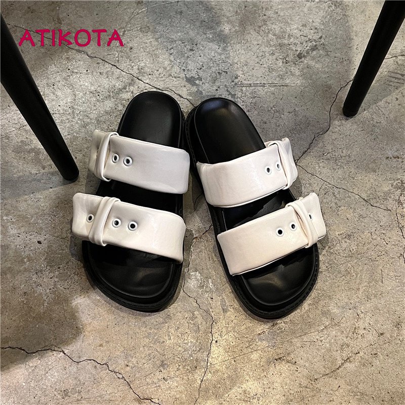 Atikota รองเท้าแตะส้นหนานุ่มสบายย้อนยุครอบจมูกสตรีแฟชั่นชายหาด ราคา 456 บาท*ส่งฟรี