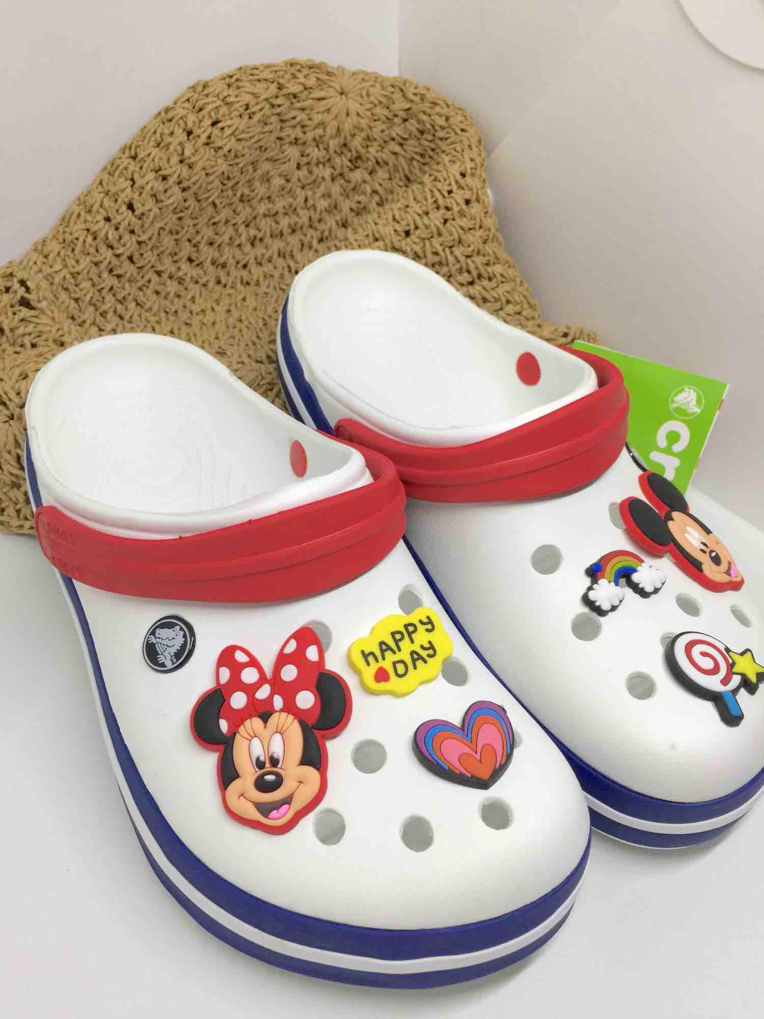 ตัวติดรองเท้ามีรู  Crocs adda monobo mago  -set Mickey&Minnie 6pic  เชตมิกกี้เม้าส์6ชิ้น