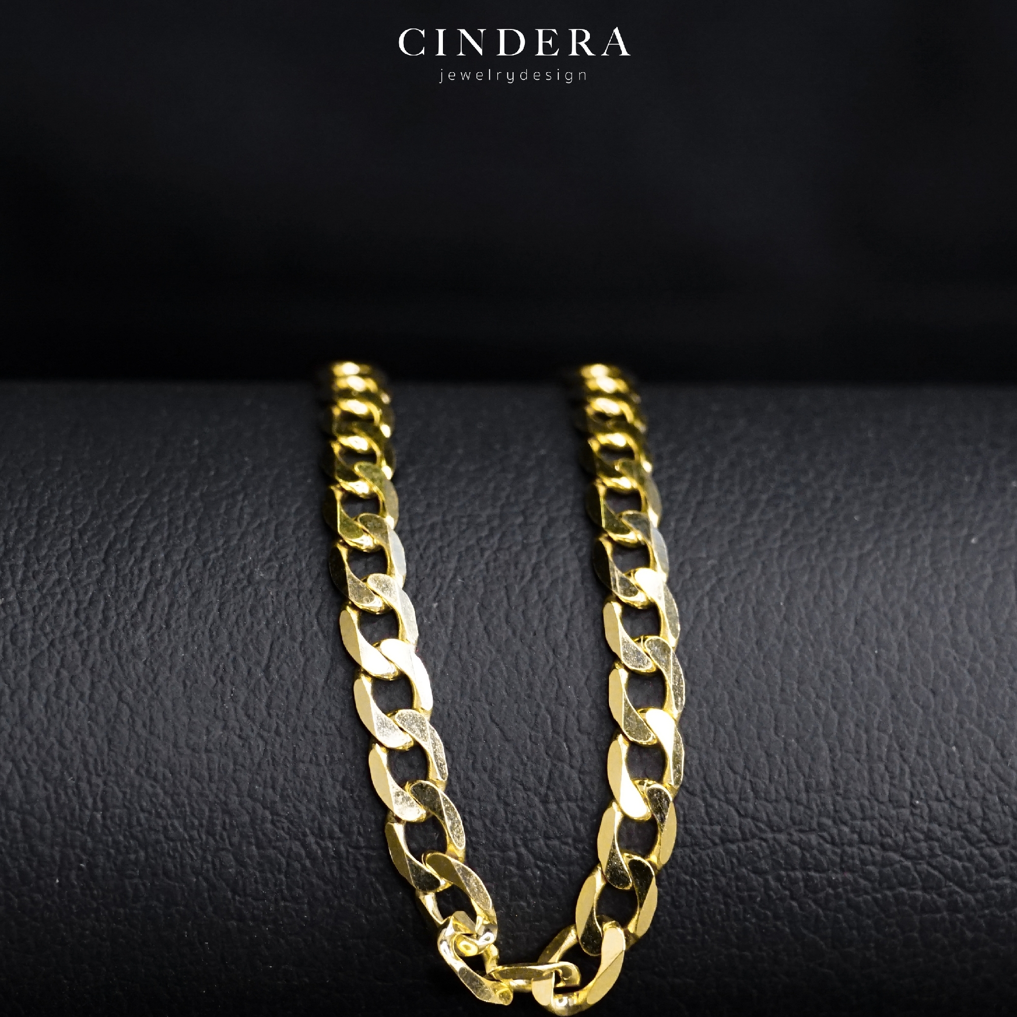 สร้อยข้อมือทอง 9K ITALY 🇮🇹 ลายเลสแบน 4 มิล ราคา 11,700 บาท*ส่งฟรี