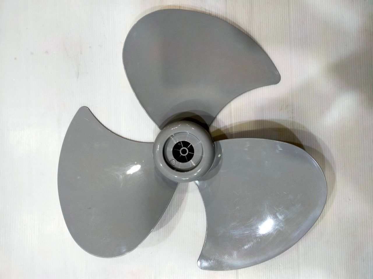 หา ซื้อ ใบ พัดลม