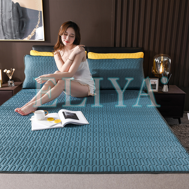 ELIYA ผ้าปูที่นอนยางพารา ผ้าปูที่นอน ผ้าปูรัดมุม 3.5-6 ฟุต เซ็ต 3 ชิ้น ผ้าปู+ปลอกหมอน 2 ใบ ขนาด 3.5ฟุต จะมีไห้ 1 ใบ ผ้าปูเตียงยางพารา Bed Sheet ราคา 399 บาท*ส่งฟรี