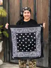 ภาพขนาดย่อของสินค้าผ้าเช็ดหน้า ผ้าพันคอ ผืนใหญ่พิเศษ 70 เซน Bandana Big size 70x70 cm.