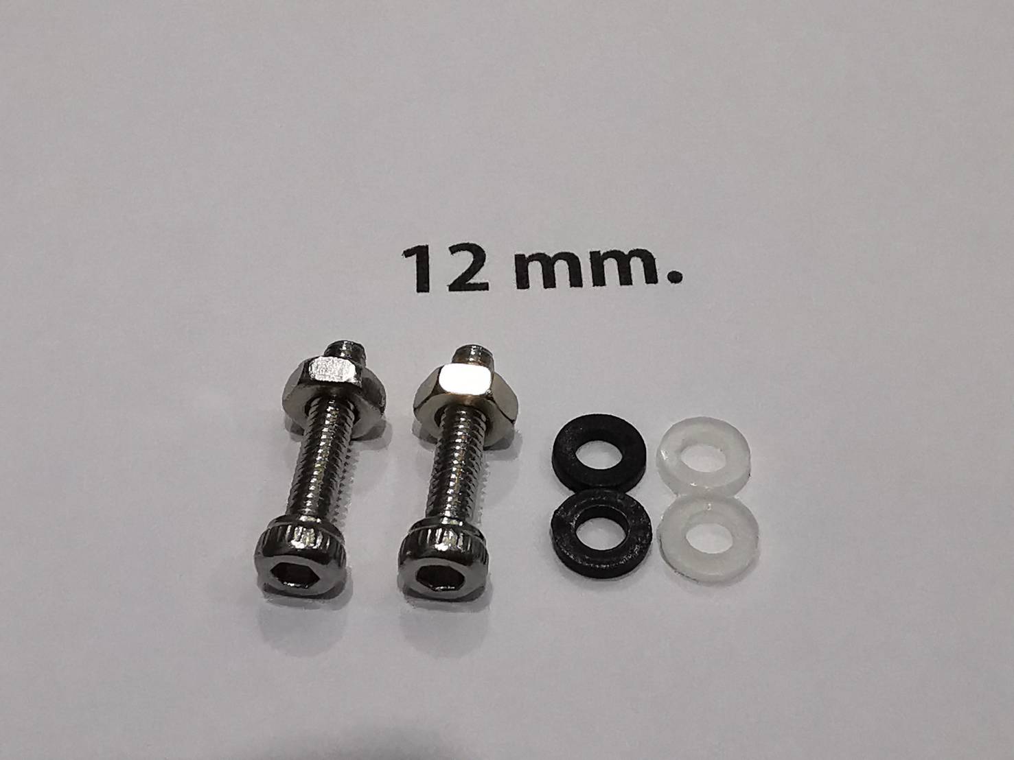 สกรูสำหรับติดตั้งHeadshellกับหัวเข็มเครื่องเล่นแผ่นเสียง screw and nut ,Nylon washer ,Cartridge headshell Mounting M2.5 สกรูความยาว 8mm./10 mm./14mm/12mm./16mm./18mm./20mm.