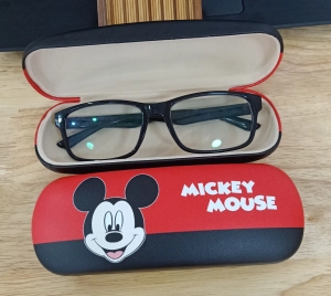 สินค้า กล่องใส่แว่นตา ตลับใส่แว่น แว่นกันแดด GLASSES CASE ลายการ์ตูน MICKEY MOUSE น่ารัก