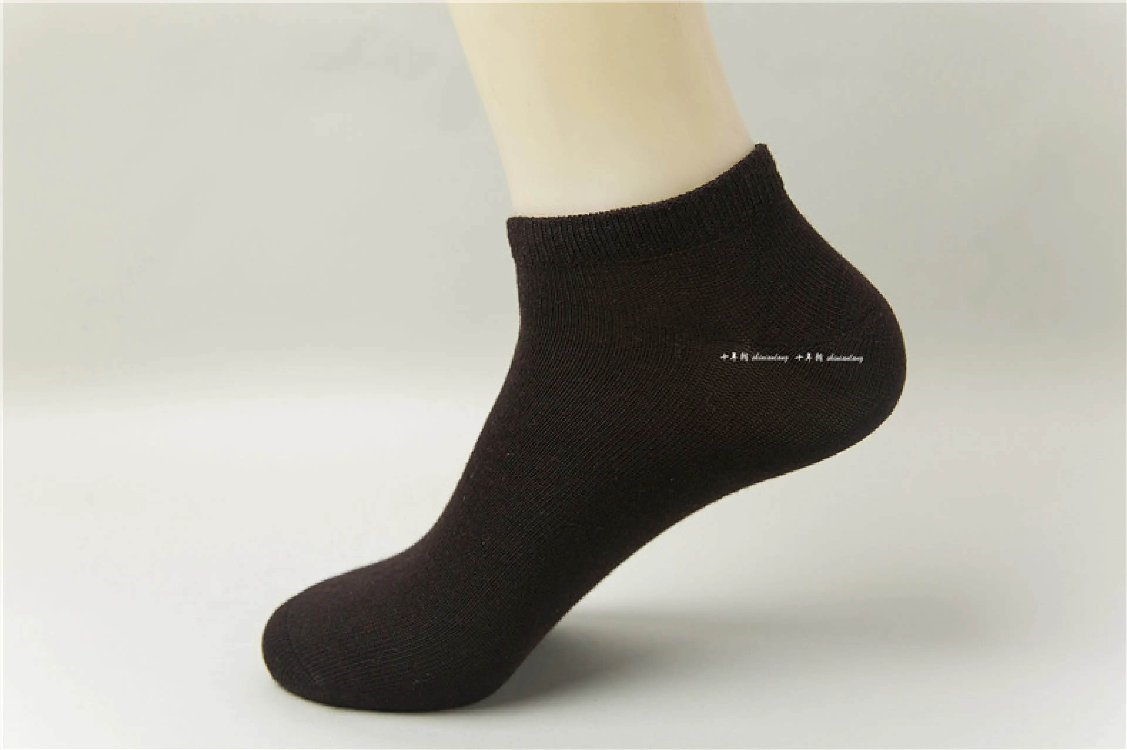 Free Size ชายและหญิง ถุงเท้า ถุงเท้าข้อสั้น ถุงเท้าซ่อน 1 คู่ No.8108