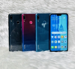สินค้า Huawei Y9 (2019)โทรศัพท์มือ-สองพร้อมใช้งานสภาพสวย ราคาเบาๆ(ฟรีชุดชาร์จ)