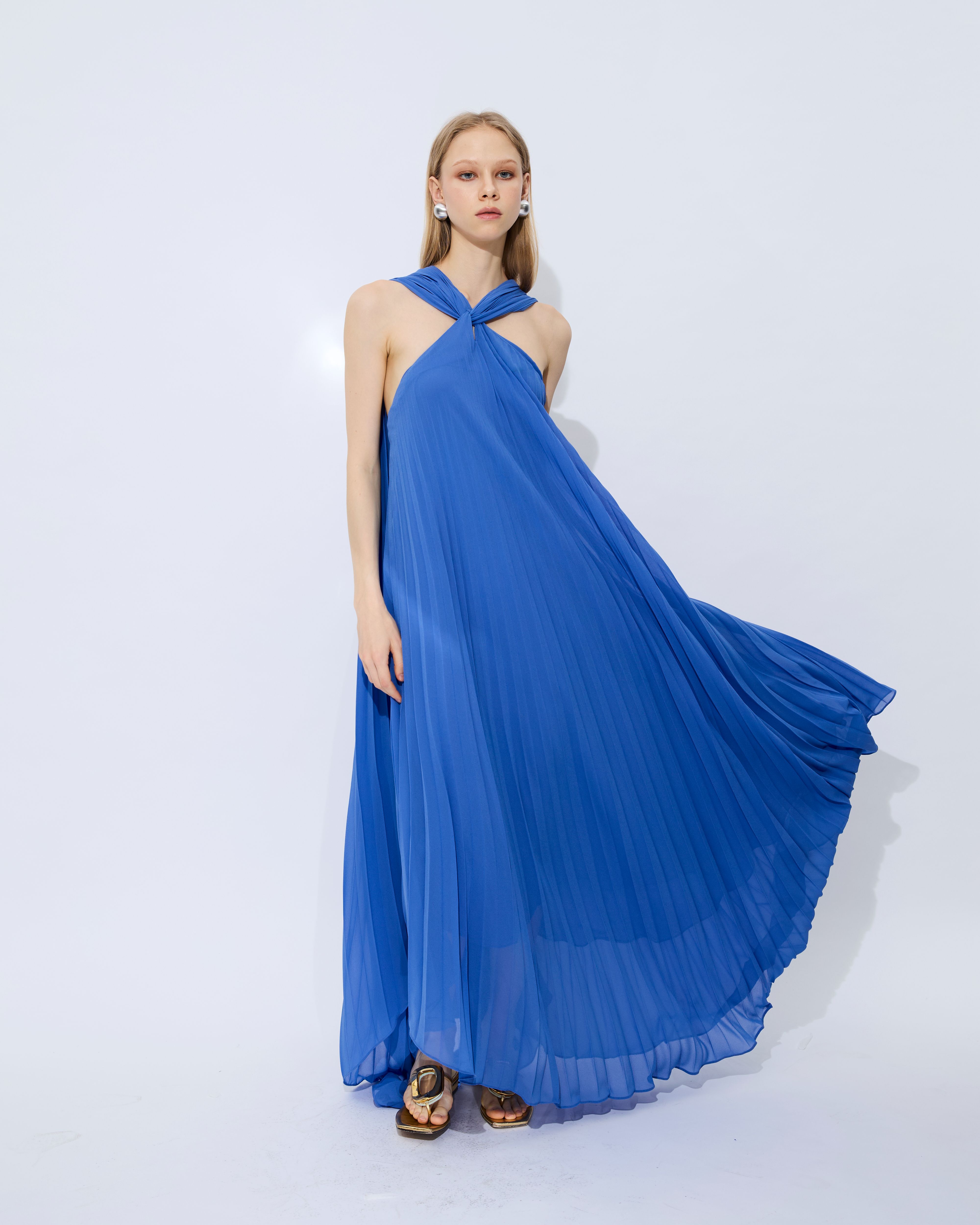 NICHP : Ester dress ชุดเดรสผ้าพลีท ออกงาน ทางการ งานปาร์ตี้ งานแต่งงาน ราคา 6,441 บาท*ส่งฟรี