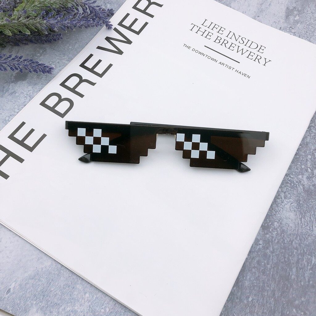 ”แว่นตากันแดด” Mosaic Glasses
