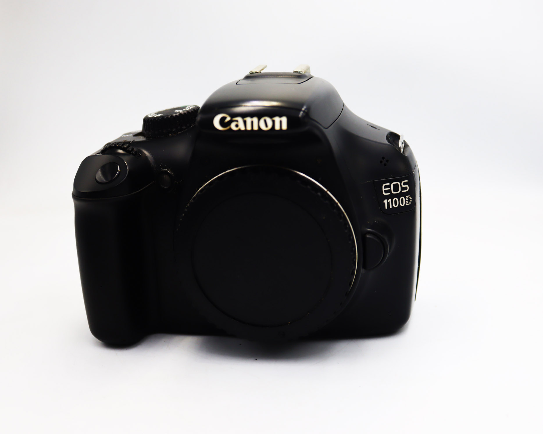 Canon EOS 1100D (Kiss X50 / Rebel T3) DSLR camera Black body, Compatible with ALL Canon EF and EF-S Lenses 63 Zone Dual-Layer System / 9 Point AF, 3 fps Basic+, Quick Setting, and Creative Auto ISO 6400 12.2MP CMOS (APS-C) sensor, Canon's DIGIC 4, used ราคา 3,686 บาท*ส่งฟรี