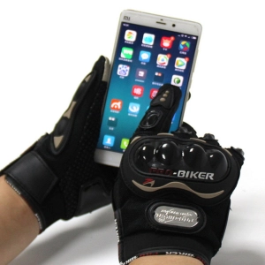สินค้า ถุงมือ มอเตอร์ไซร์ รุ่นทัชสกรีน (To Screen Gloves) สะดวกทั้งตอนขี่ และ ตอนเล่นโทรศัพท์ ไม่ต้องถอดถุงมือมารับโทรศัพท์